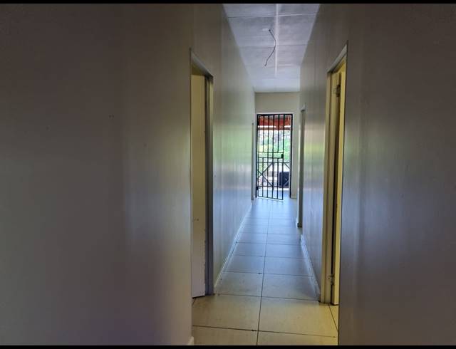 92M² OFFICE TO LET IN SONHEUWEL